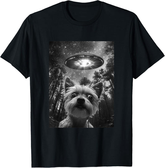 Surprised Yorkie Selfie With Alien UFO, funny dog T-Shirt