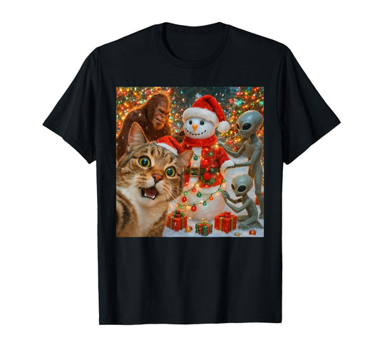 Funny Christmas Cat Selfie with Bigfoot Alien & Snowman T-Shirt