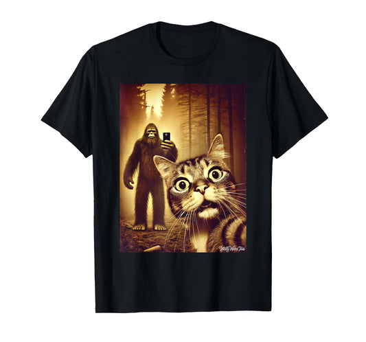 Cat Sasquatch Selfie Funny Forests Bigfoot Art T-Shirt
