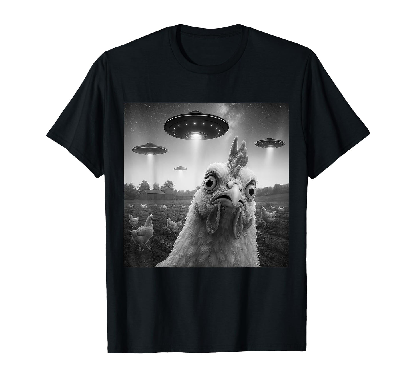 Chicken Rooster Funny Selfie Chicken with UFOs Weird Aliens T-Shirt