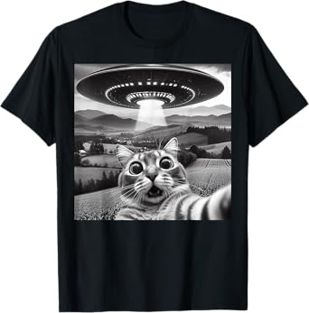 Cat Selfie With Alien UFO Funny Cat Gifts For Kid Men Women T-Shirt