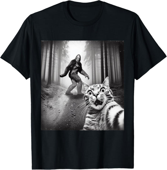 Funny Cat Selfie With Sasquatch Bigfoot T-Shirt