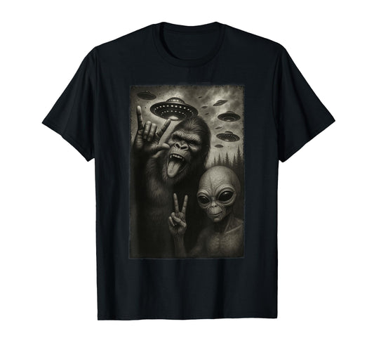 Funny Selfie Bigfoot Alien Sasquatch Rock On Hand Sign UFO T-Shirt