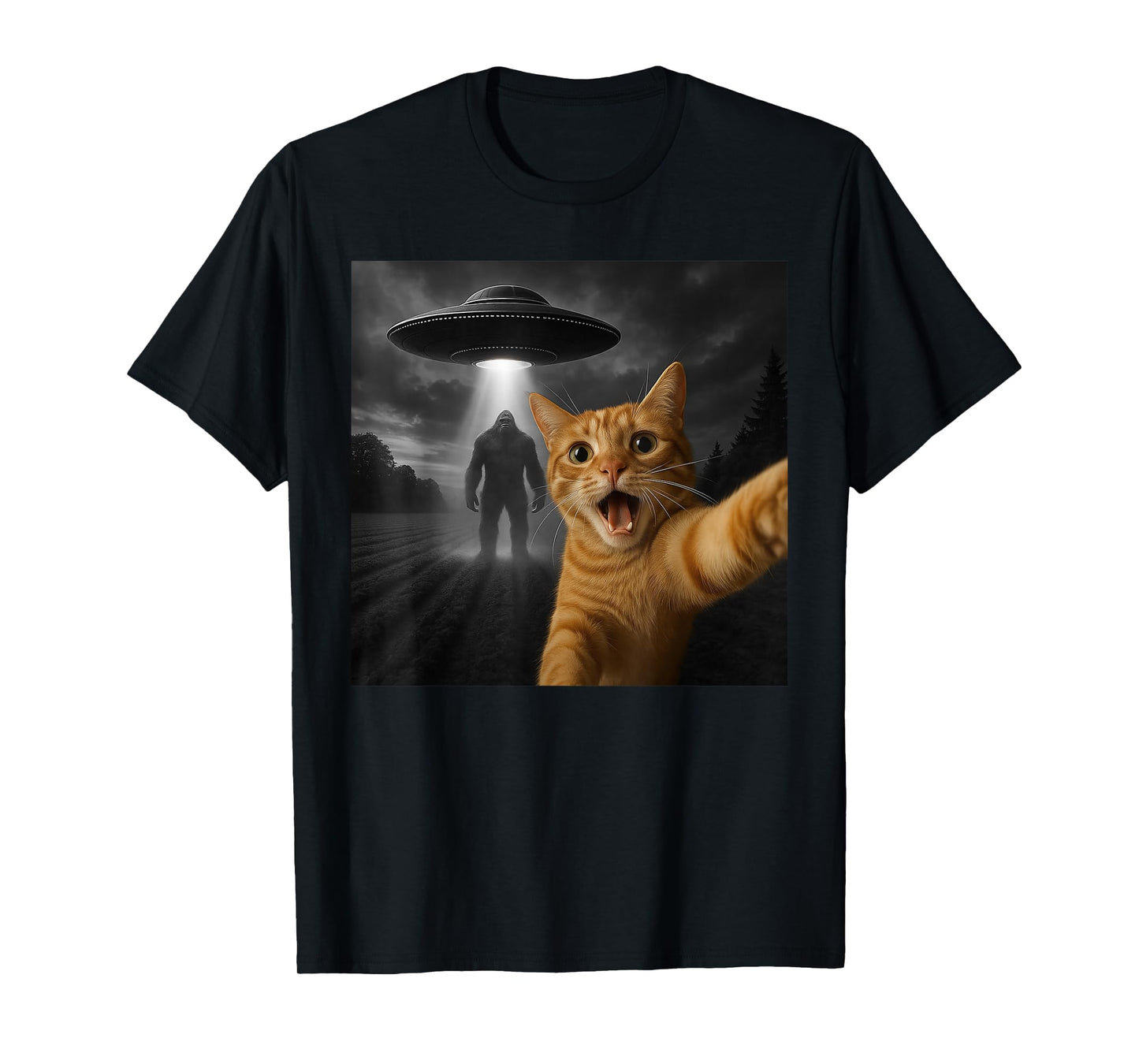 Cat Selfie with Sasquatch Bigfoot Alien UFO Funny Cat Meme T-Shirt