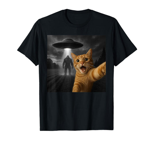 Cat Selfie with Sasquatch Bigfoot Alien UFO Funny Cat Meme T-Shirt