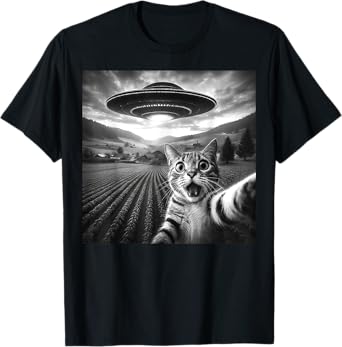 Cat Selfie With Alien UFO Funny Cat Gifts For Men Women Kid T-Shirt