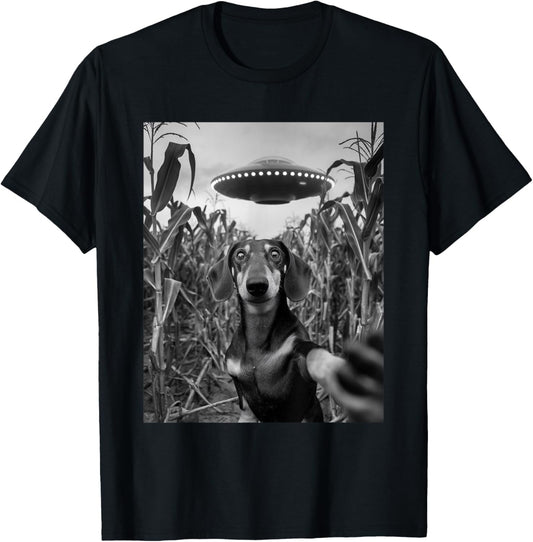 Funny Dachshund Ufo Selfie T-Shirt